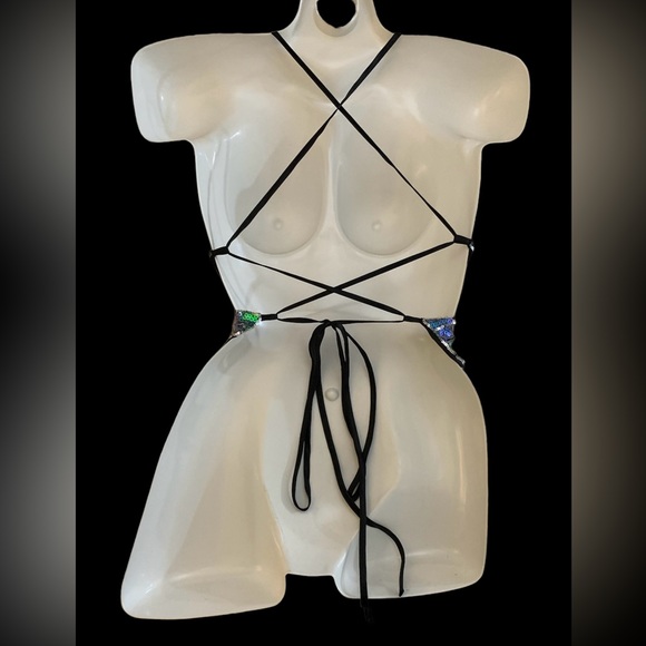 Sequins Butterfly Tie Back Crop Top - Picture 2 of 4